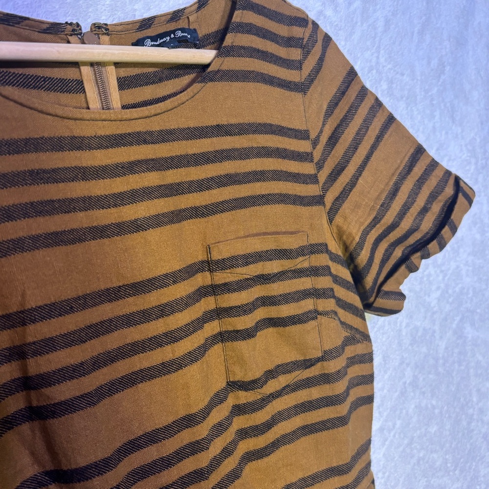 Broadway & Broome - Mustard Yellow and Black Pleated A-Line Mini Dress - Picture 2 of 8